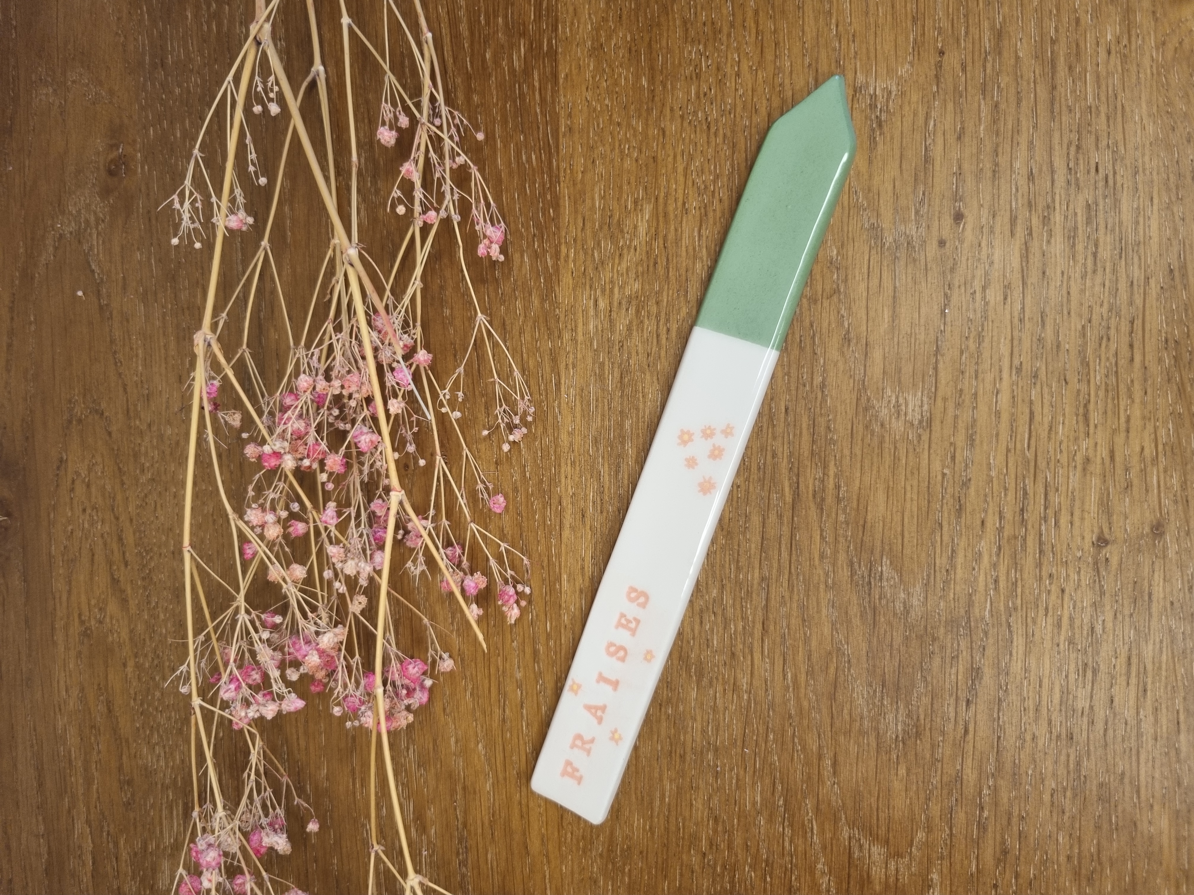 Étiquettes plantes en grès artisanal fait à la main